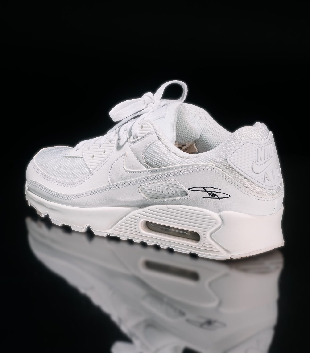 Nike Air Max 90 (white) — signed, from Eminem's collection (angle 3)