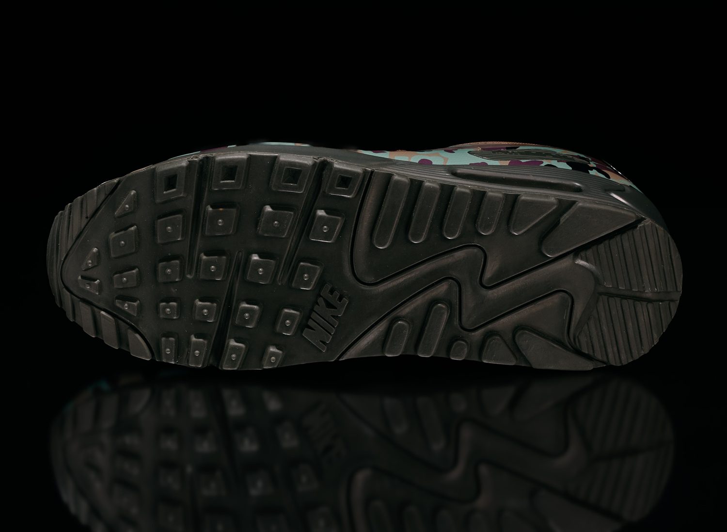 Nike Air Max “Camo” — signed, from Eminem's collection (angle 4)