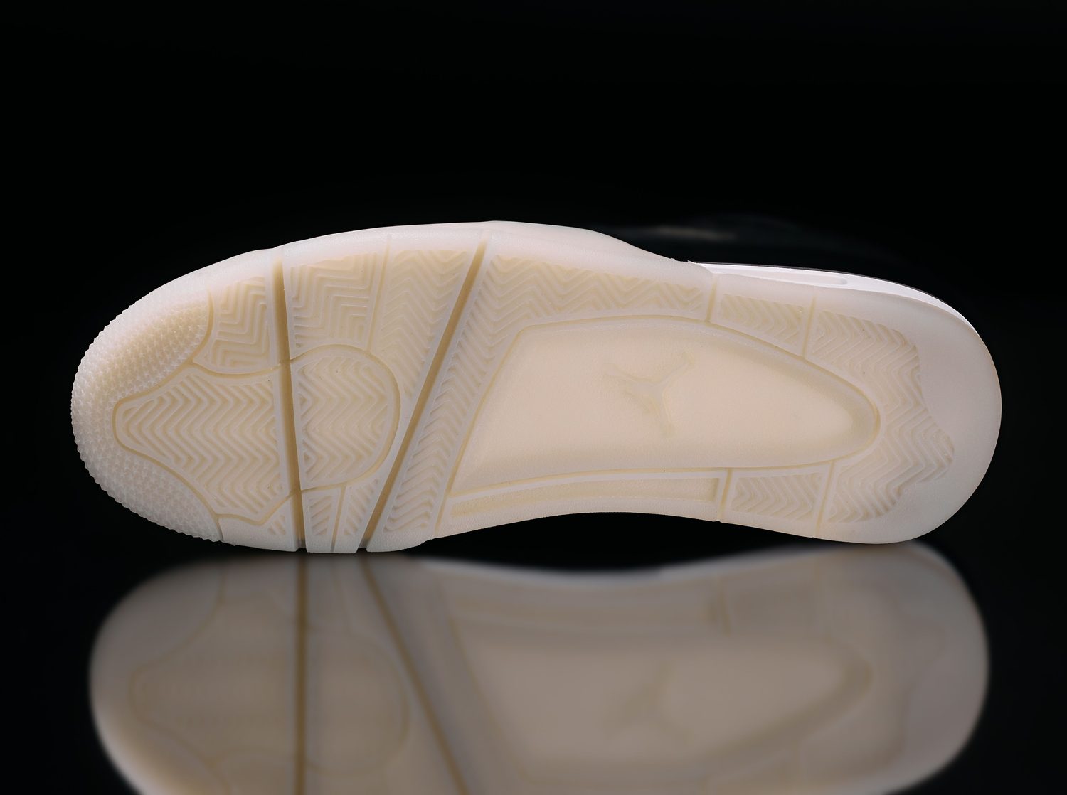 Air Jordan 4 × Carhartt “Eminem” — signed, from Eminem's collection (angle 3)