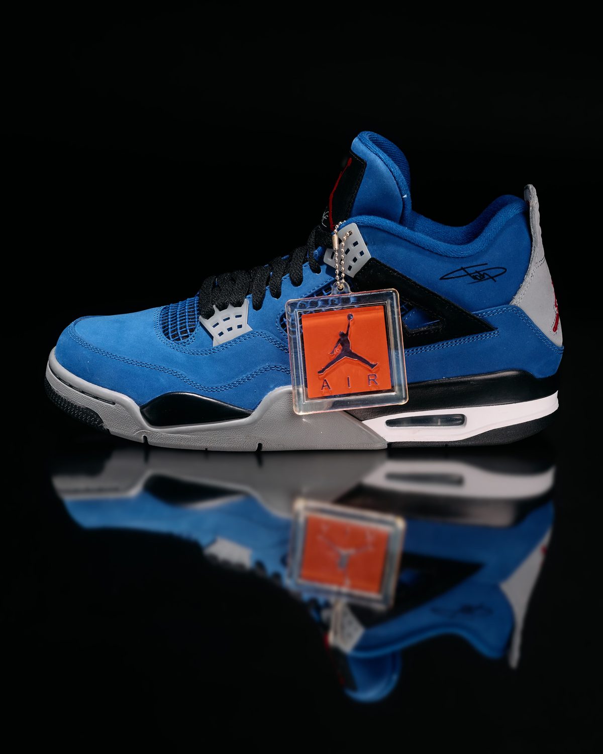 Air Jordan 4 “Encore” promo — sold for $19,200