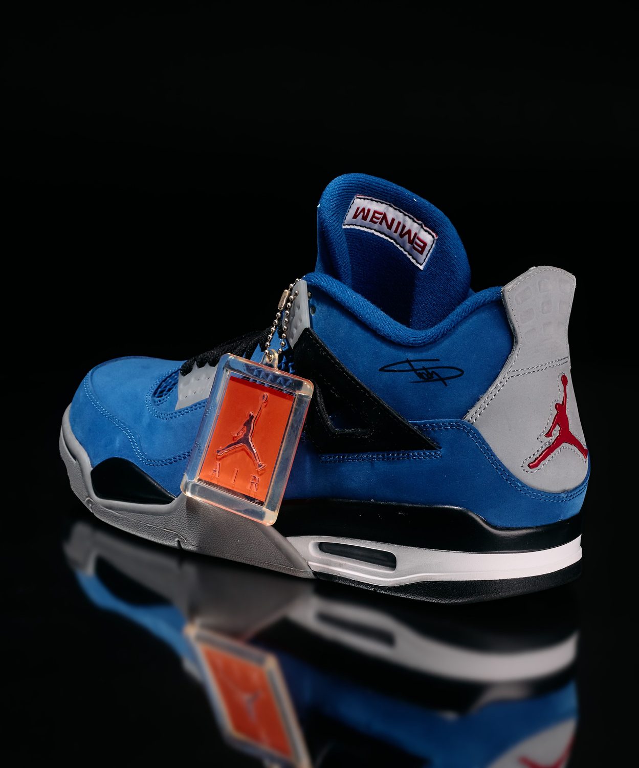 Air Jordan 4 “Encore” — the royal-blue Eminem PE — signed, from Eminem's collection (angle 2)